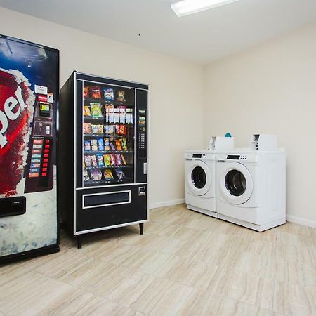 Scottish Inn & Suites 贝敦 外观 照片